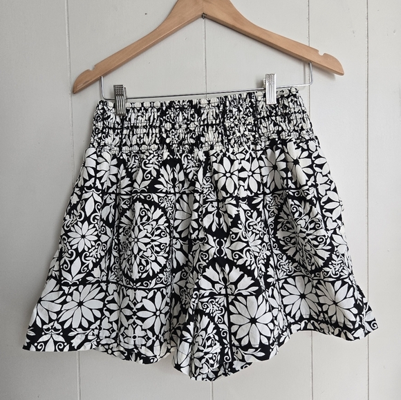 Maeve Pants - Maeve Floral Women's Shorts -Size L